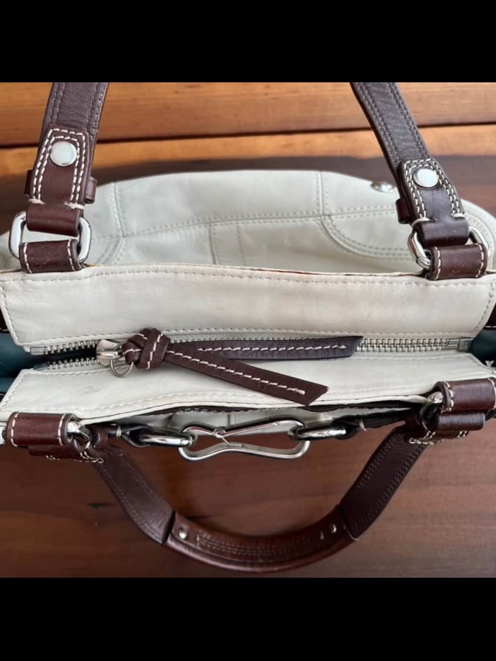 Coach Hampton Purse - Picture 4 of 10